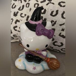 Blue Sky Ceramic Figurine Hello kitty